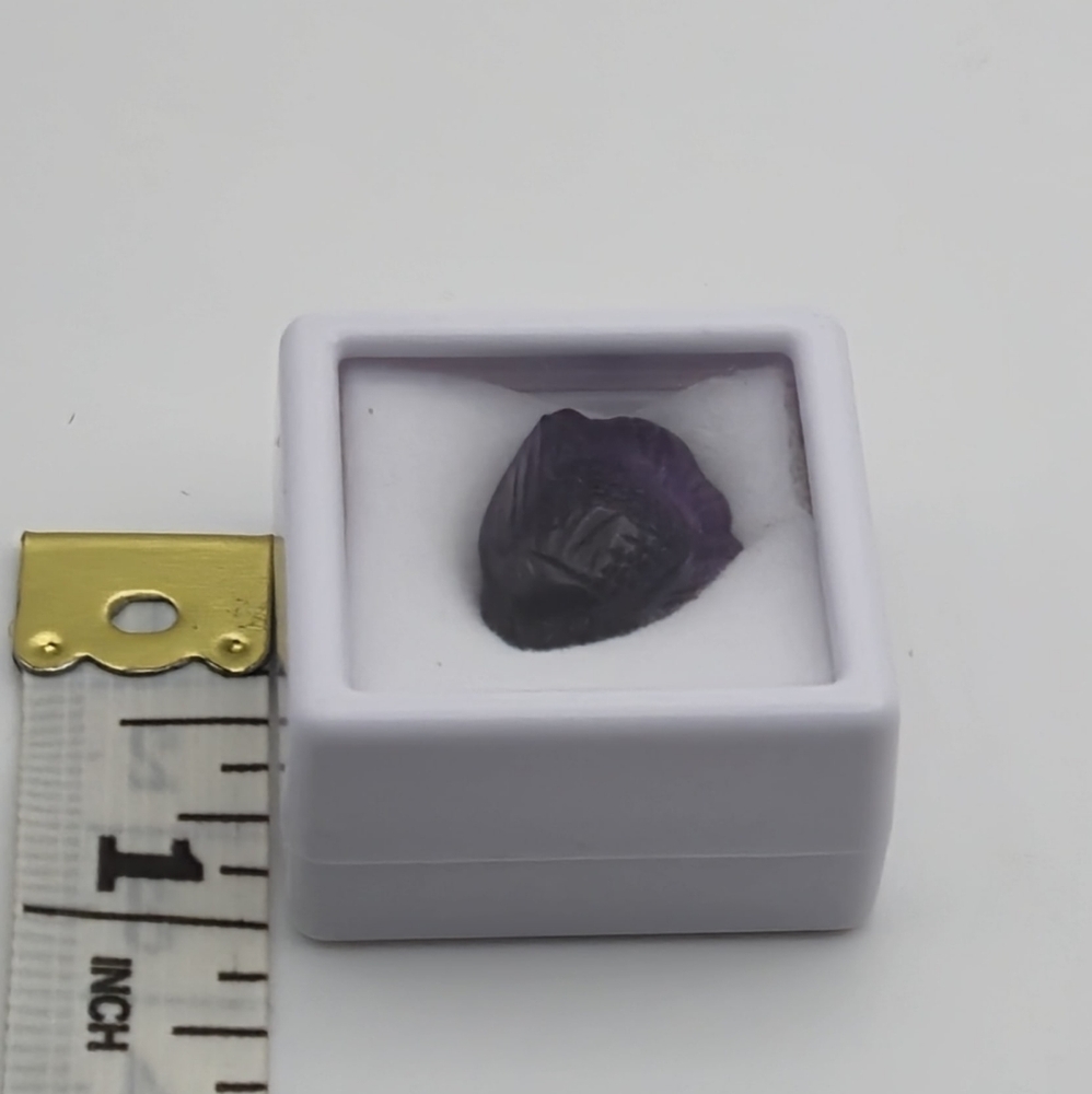 Amethyst Carved Fish - Picture 4 of 6
